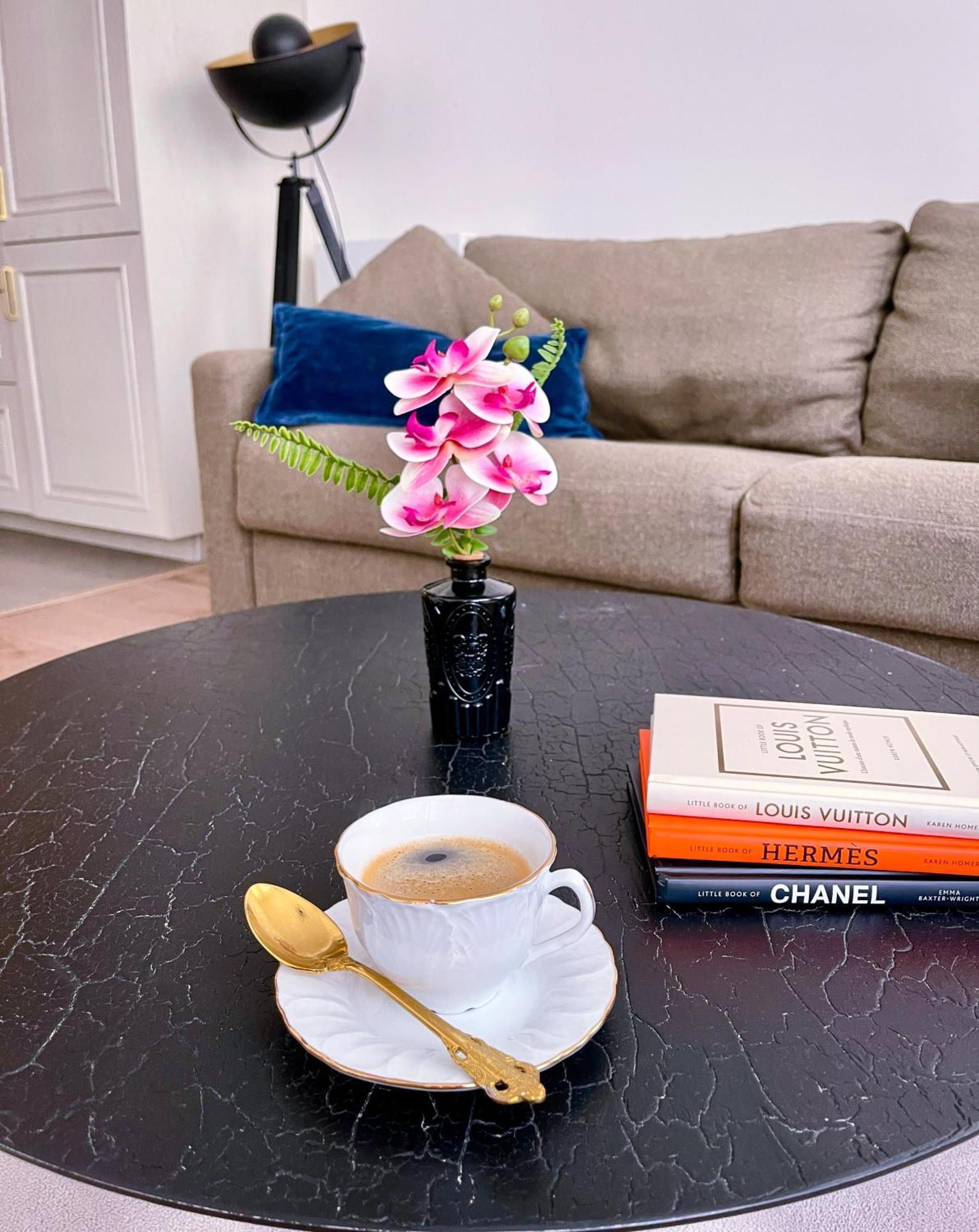 Grand Appartement Clichy Luaran gambar