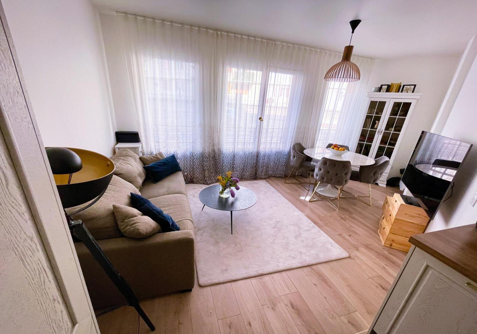 Grand Appartement Clichy Luaran gambar